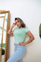 Blusa Baby Look Basica Manga Curta Feminina Revanche Sylfaenol VERDE BEBE