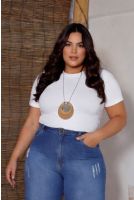 Blusa Cropped Canelado Curvy Feminina Revanche Edelira BRANCO