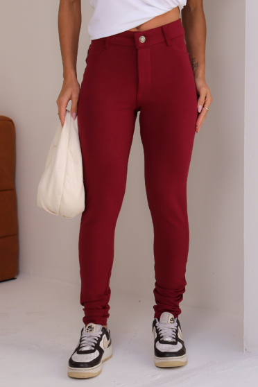 Calça Bandagem Montaria Empina Bumbum Feminina Revanche Antonela VINHO