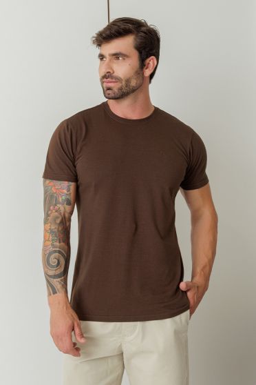 Camiseta Masculina Revanche Leandre MARROM ESCURO