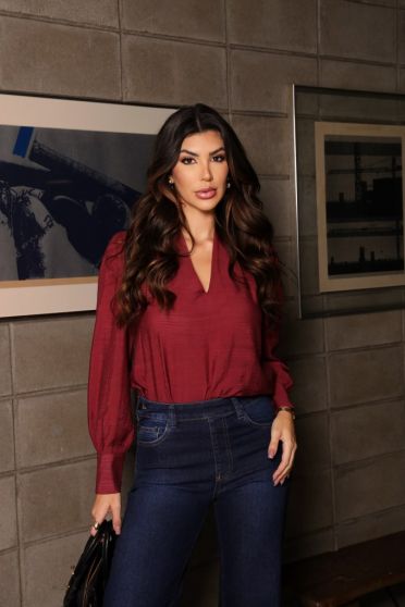 Camisa Decote V Manga Bufante Com Pregas Feminina Revanche Tupirama MARSALA