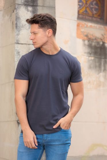 Camiseta Masculina Revanche Leandre CINZA GRAFITE