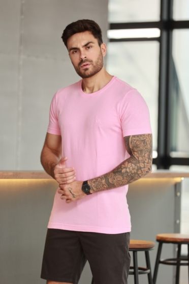 Camiseta Masculina Revanche Leandre ROSA CLARO