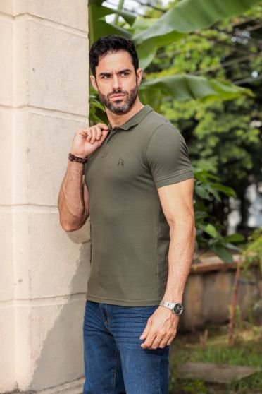 Camiseta Polo Bordado Com Elastano Masculino Revanche Durazno VERDE MUSGO