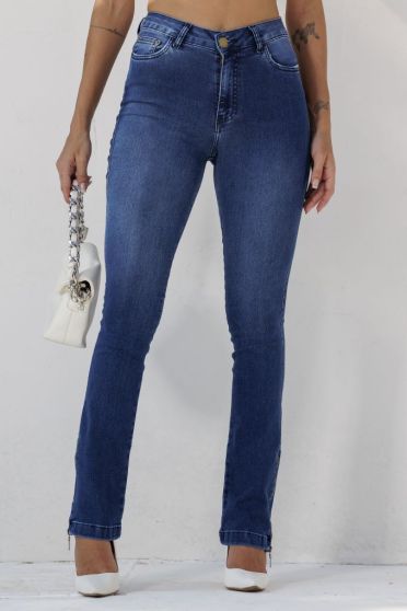 Calça Jeans Flare Com Zíper Na Barra Feminina Revanche Grândola Azul