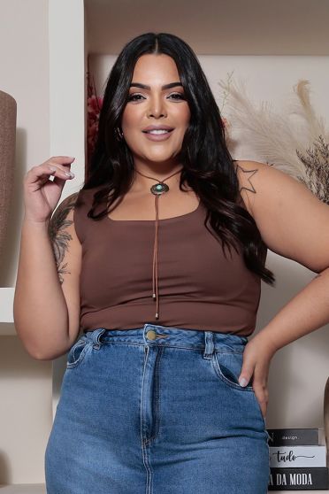 Blusa Curvy Alça Larga Feminina Revanche Pallantia MARROM