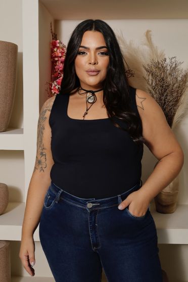 Blusa Curvy Alça Larga Feminina Revanche Pallantia PRETO