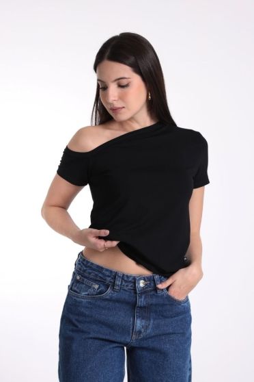 Blusa Feminina Decote Assimétrico Revanche-BL.FEM.00276 PRETO