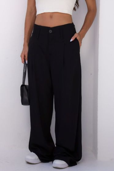 Calça Pantalona Com Prega Bolso Embutido Feminino Revanche Latina PRETO
