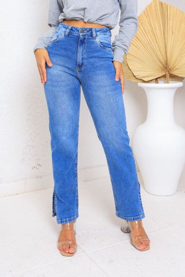 Calça Jeans Mom Com Abertura Lateral Feminina Revanche Alcanena Unica  UNICA