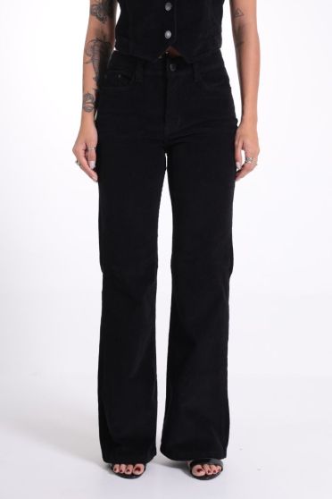 Cal&ccedil;a Flare Veludo Feminino Revanche Chech&ecirc;nia PRETO