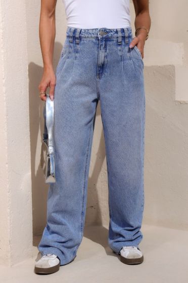 Calça Jeans Baggy Com Pregas No Cós e Barra A Fio Feminino Revanche Tolosa UNICA