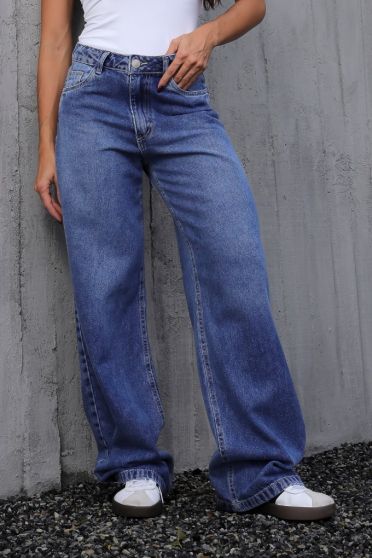 Calça Jeans Wide Leg Barra Normal Feminino Revanche Ulpiana UNICA