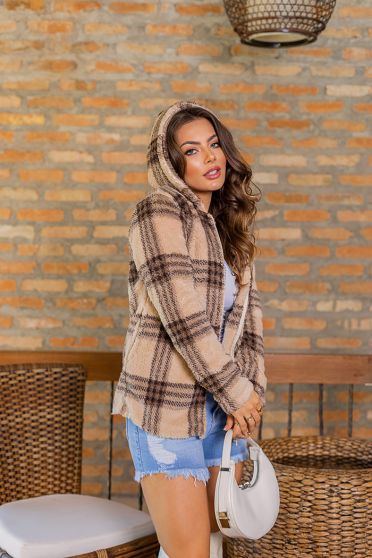 Casaco Teddy Com Capuz Feminina Revanche Lusail BEGE