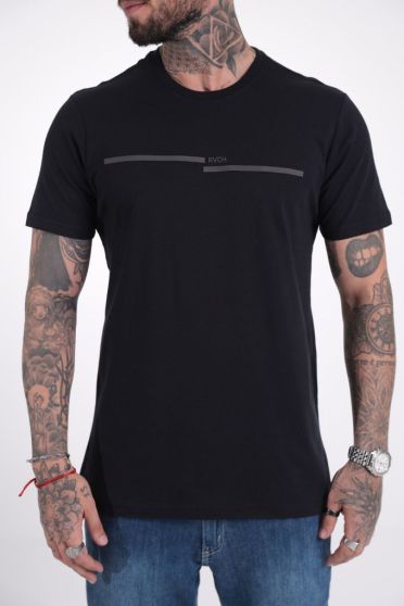Camiseta Masculina Manga Curta Estampada Relevo Revanche Shibuya PRETO