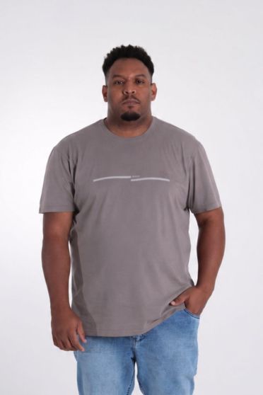 Camiseta Masculina Manga Curta Relevo Revanche Gramado Plus Size 