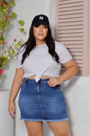 T-Shirt Básica Curvy Feminina Revanche Anshan BRANCO