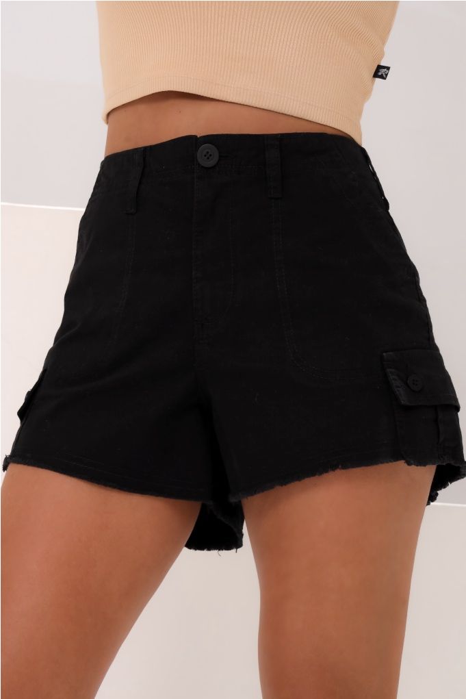 Shorts boyfriend preto 2025